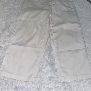 Excellent Condition Coldwater Creek Capris White Sz6